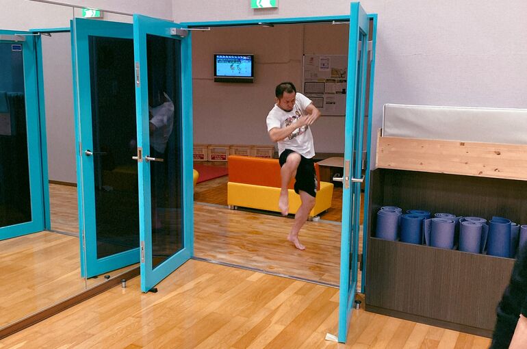 98CF670D-ED7D-44EF-A64F-57DB96B7F33A