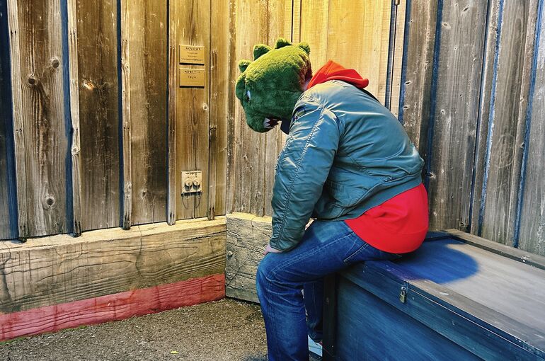 6AFD81F0-D051-4806-B325-AC8AD2E54AA1