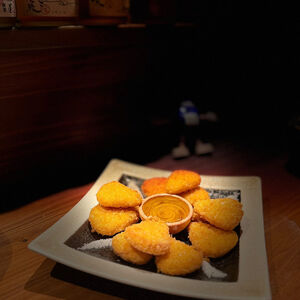 7877E838-D846-4C2B-A5B0-B6C99D6E3E0D